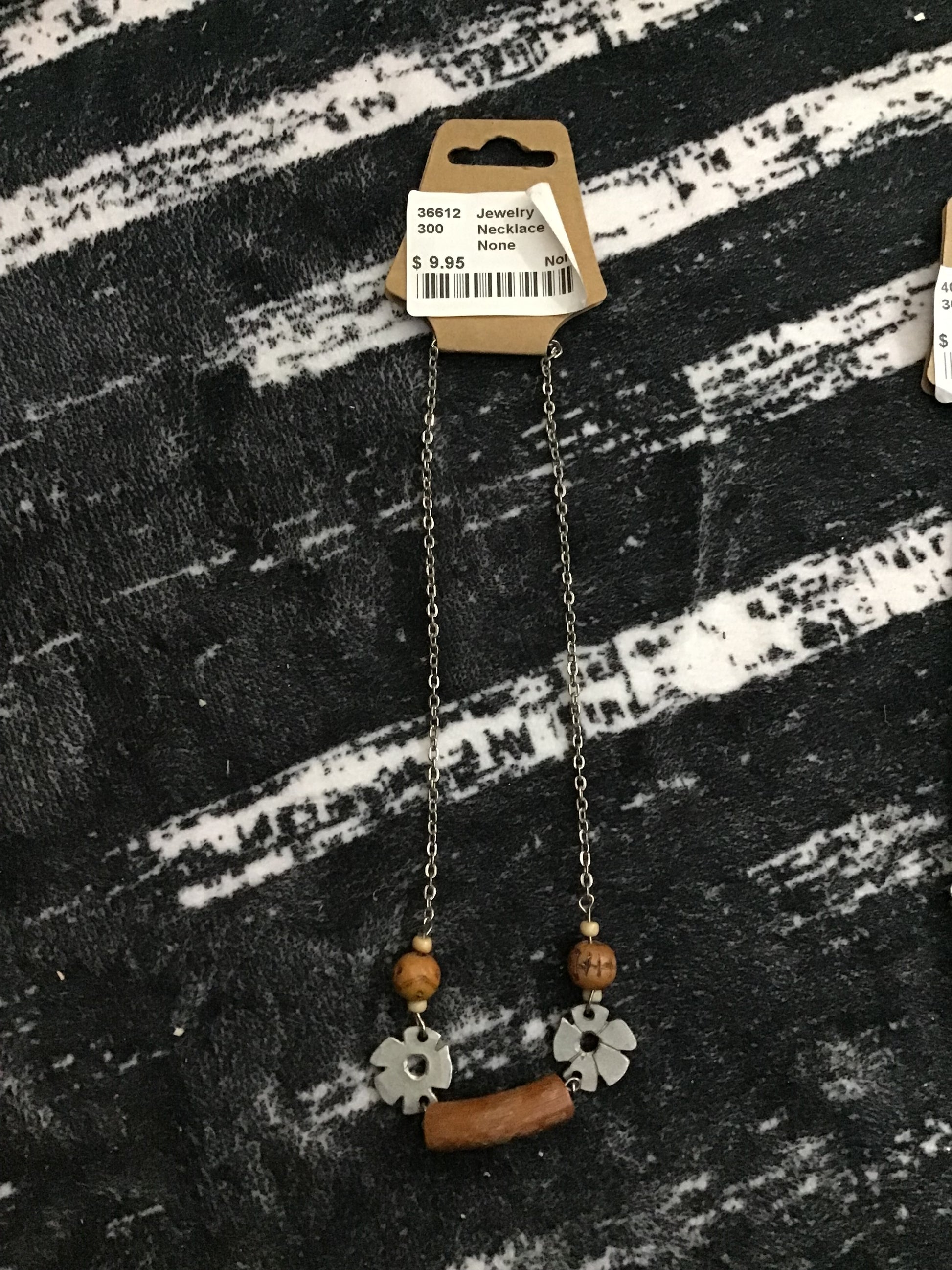 Silver flower necklace