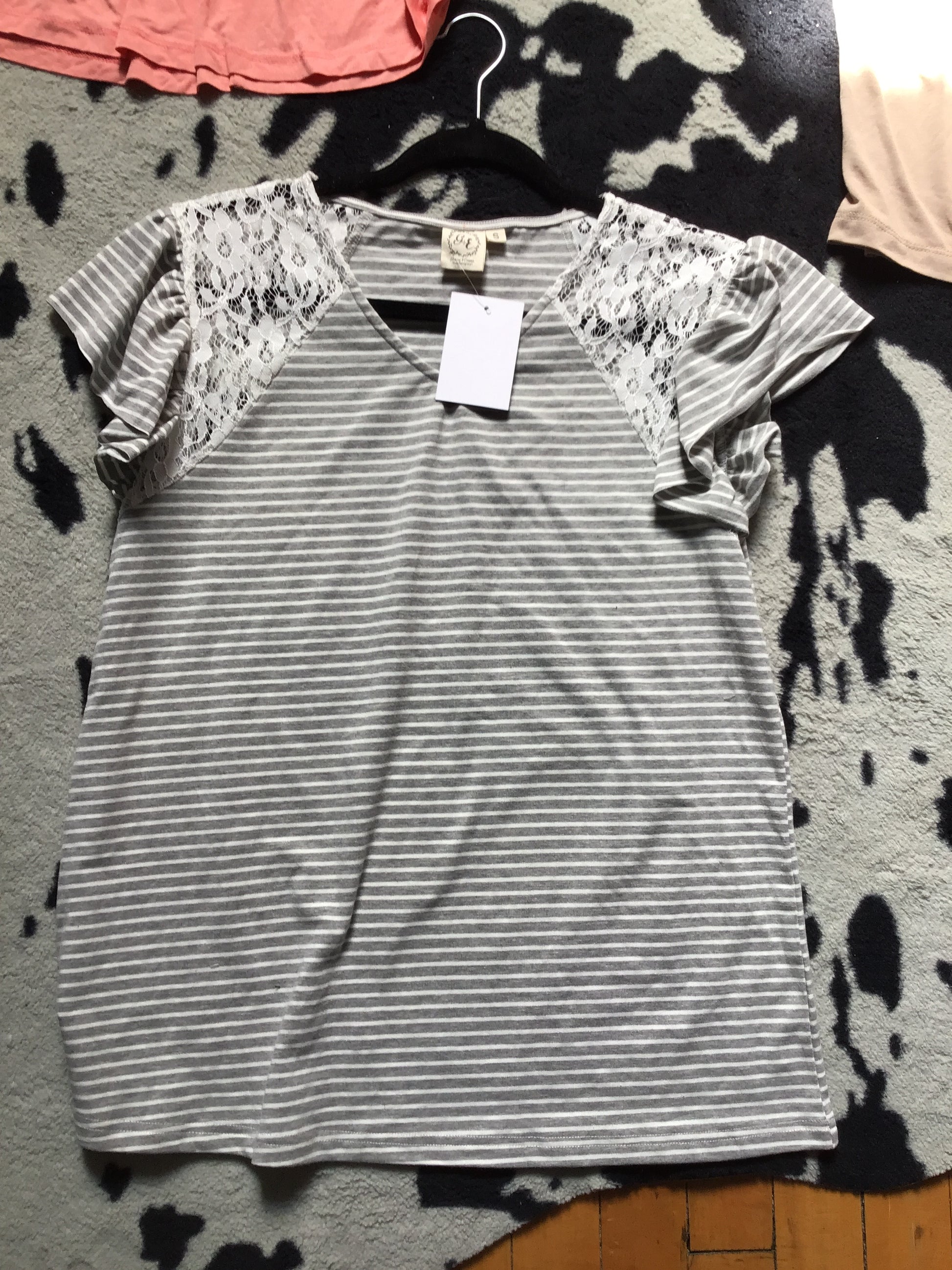 Flower sheer shoulder top