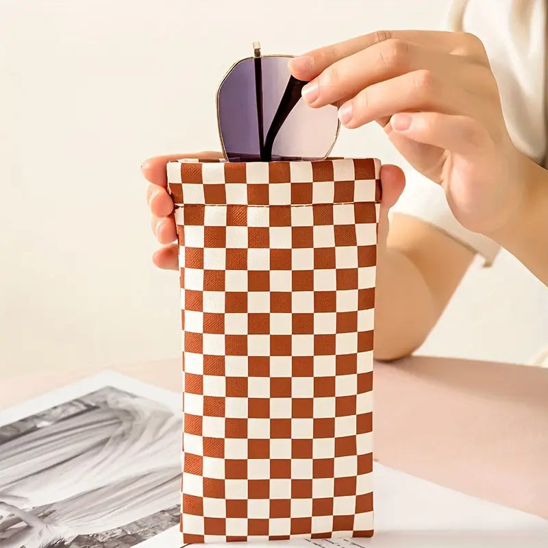 Checkered Glasses Pouch