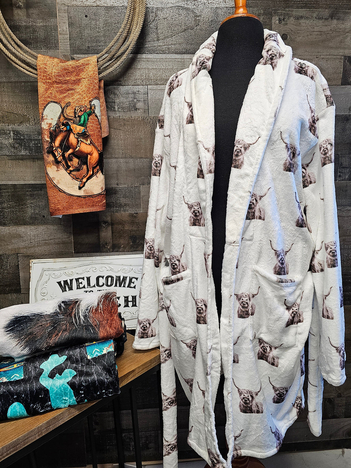 Baha Ranch Silly Highland Cow Women's Western Bath Robe