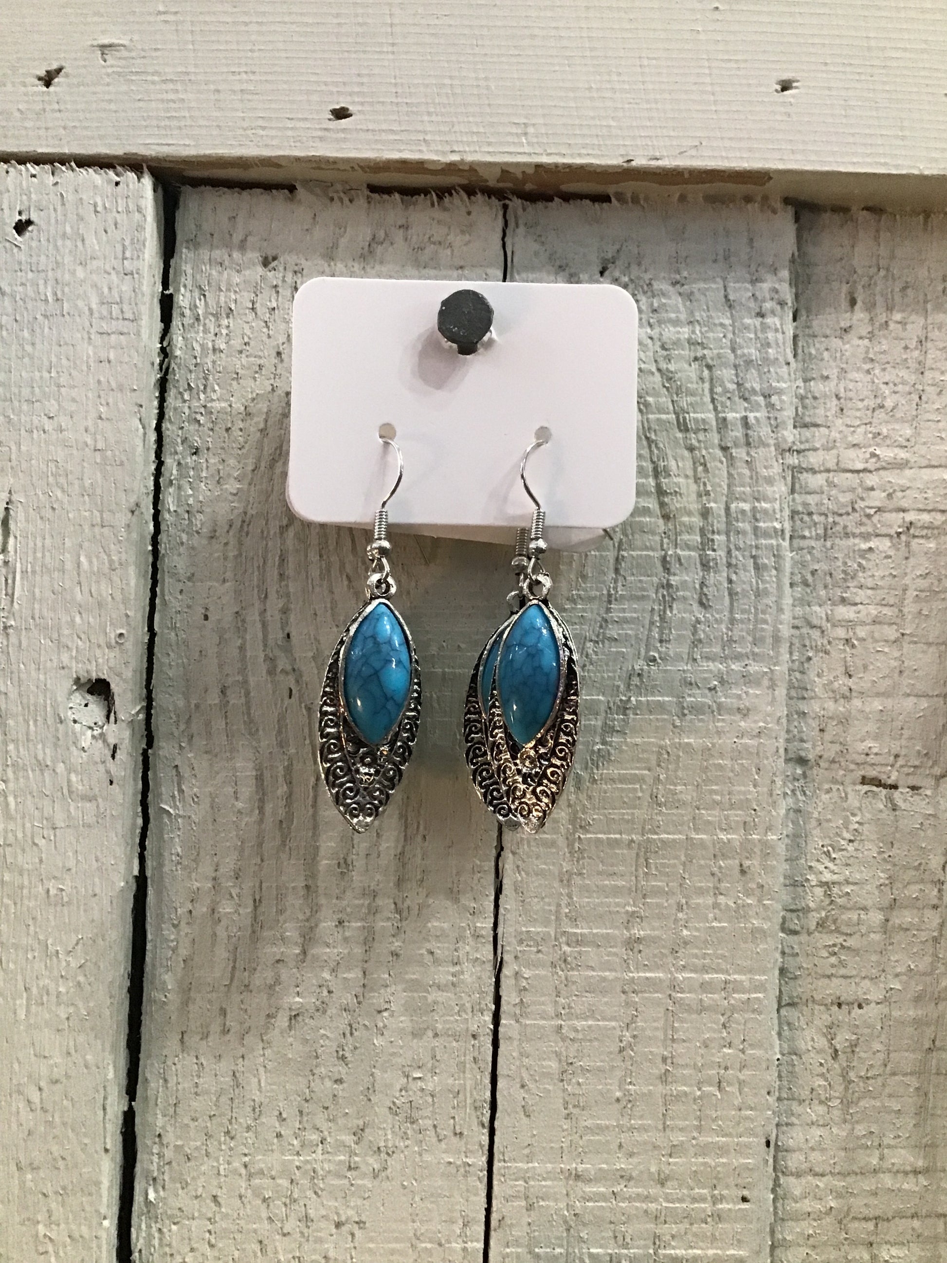 Turquoise gem silver earrings