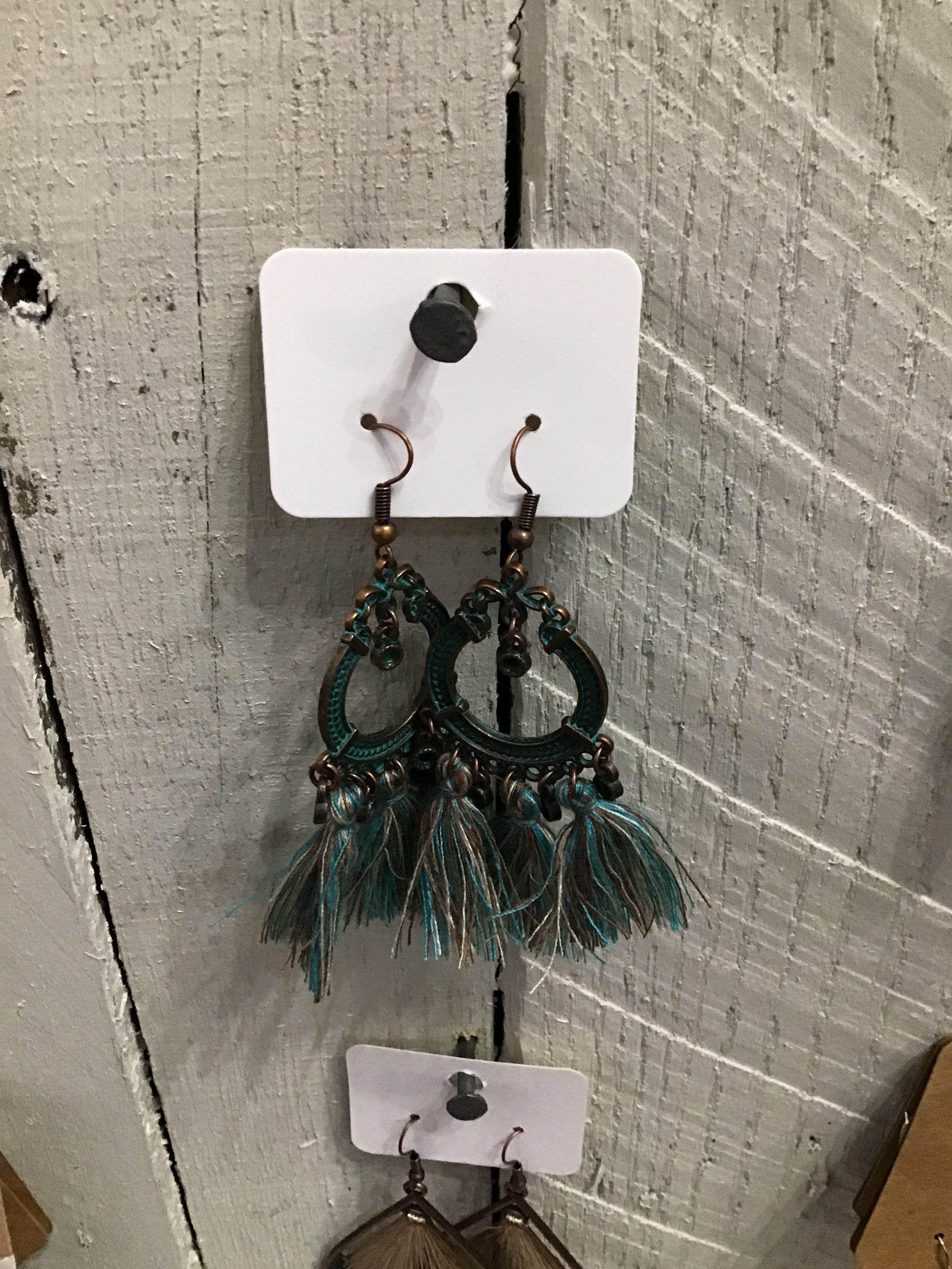 Circular stringy earrings
