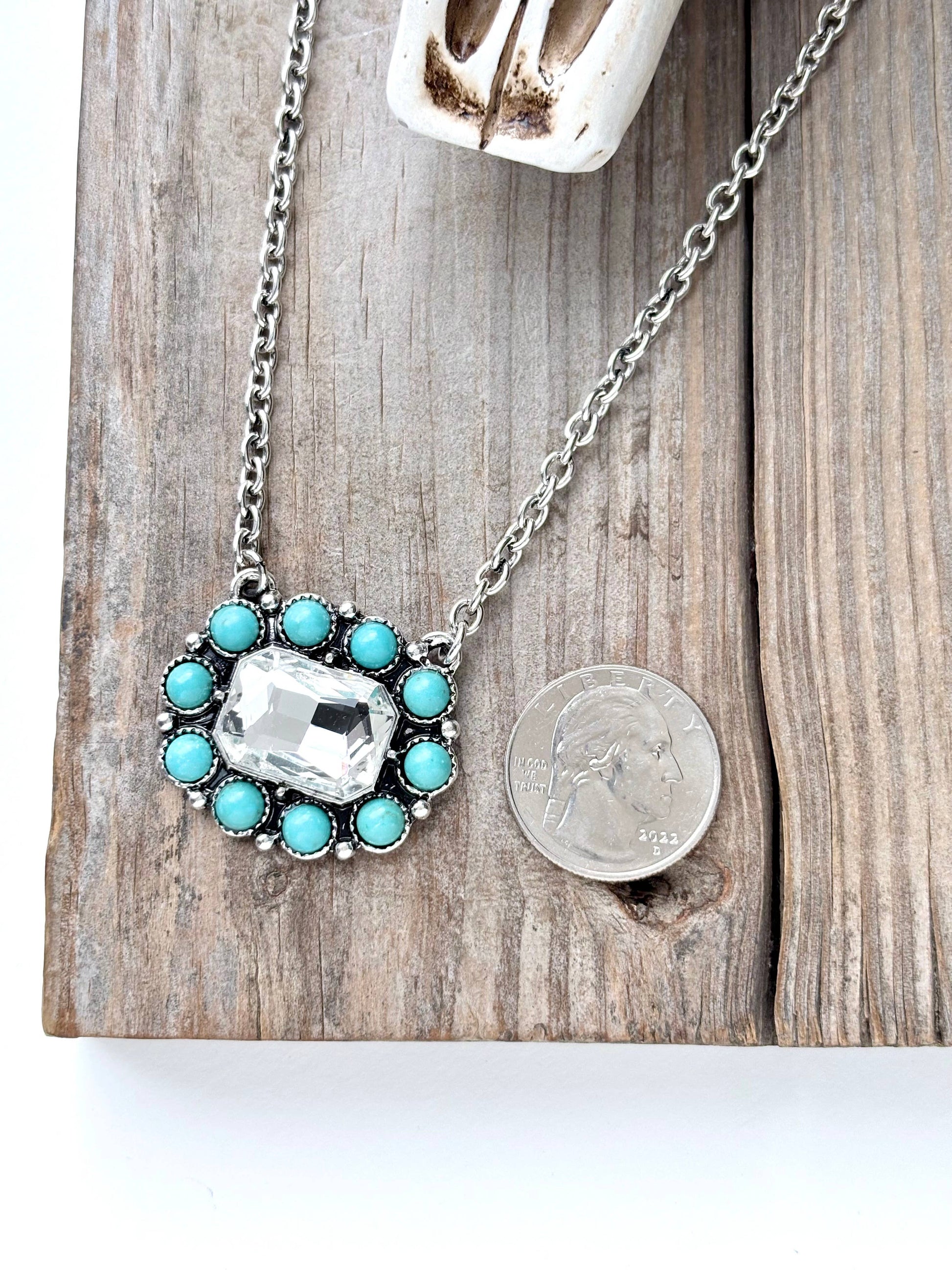 Western Style Turquoise Stone Concho Pendant Necklace