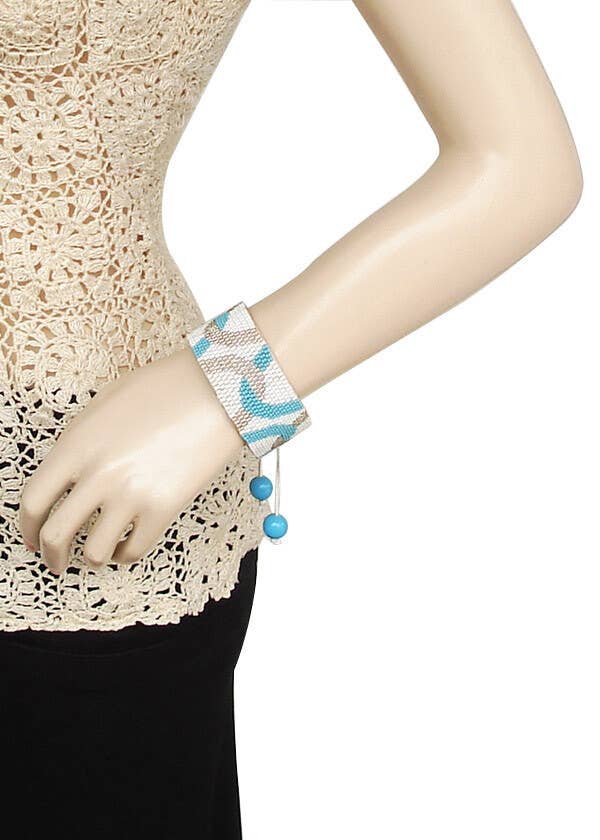 Loopy Cuff