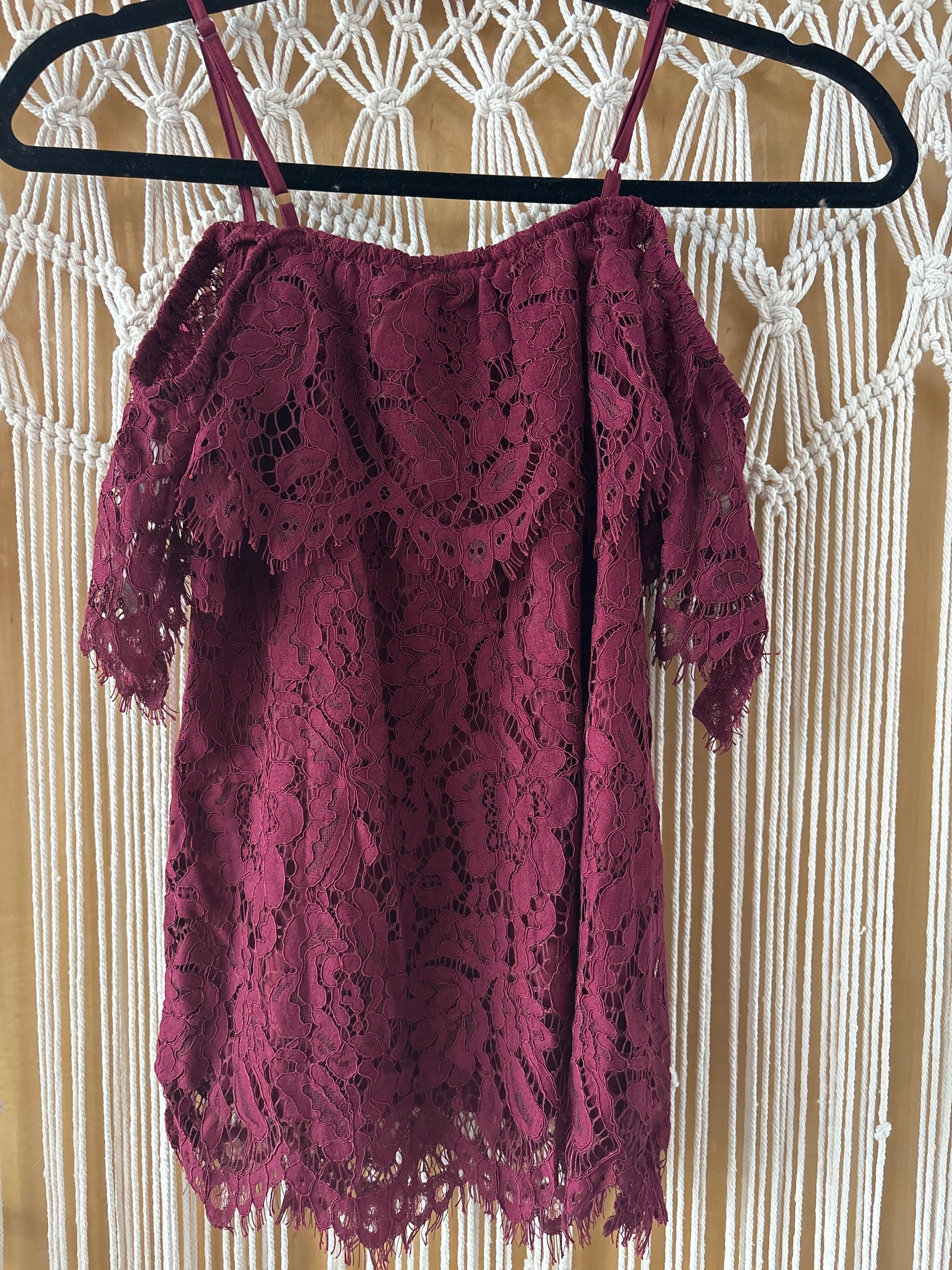 Winesday Lace Top