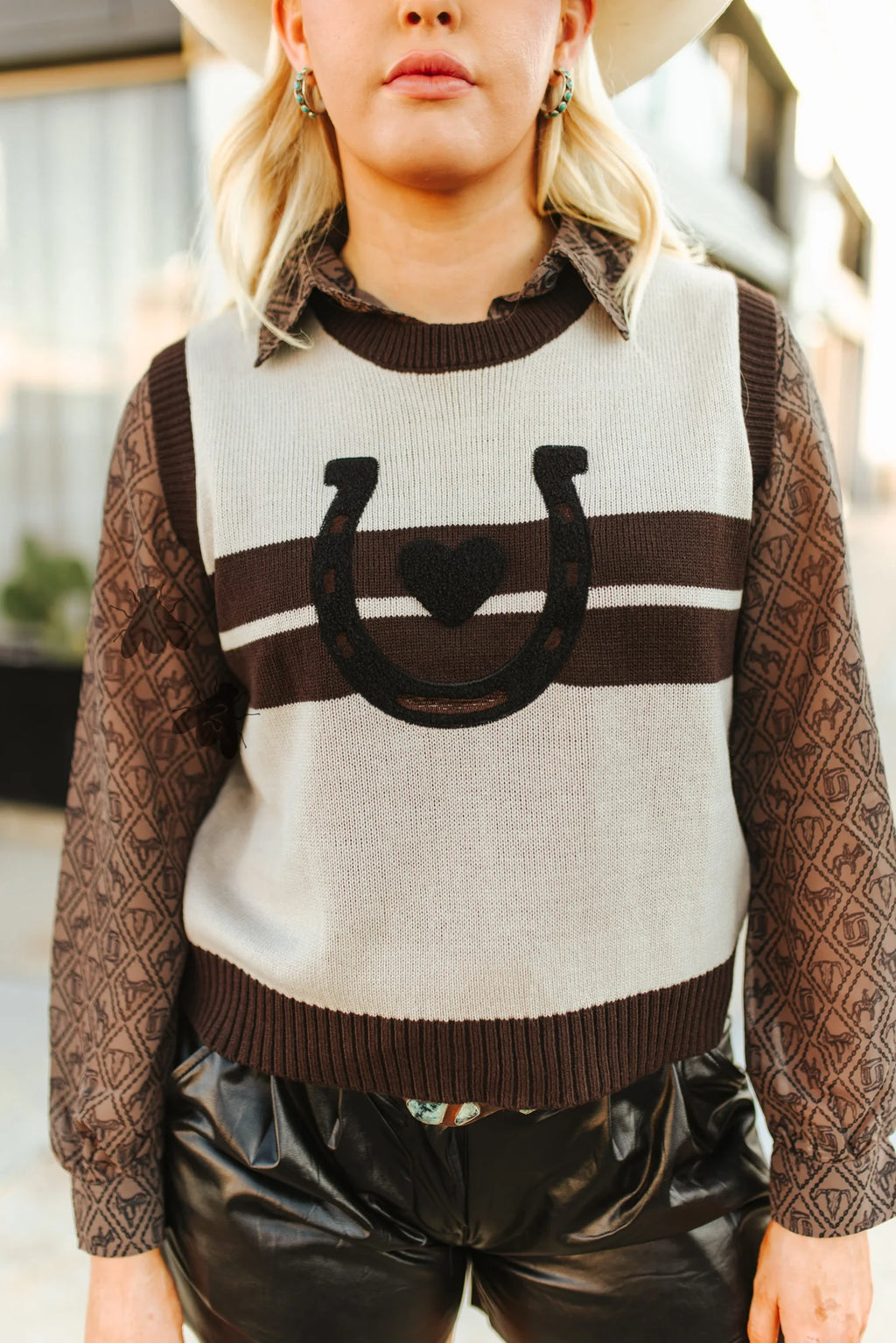 BESITO VEST *LUCKYLOVE