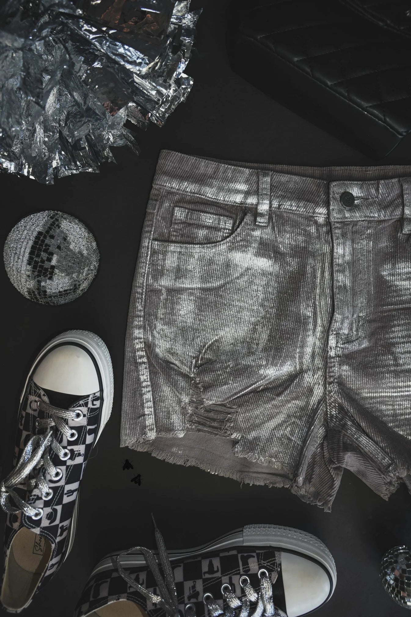 COLOR ME CHROME SHORTS