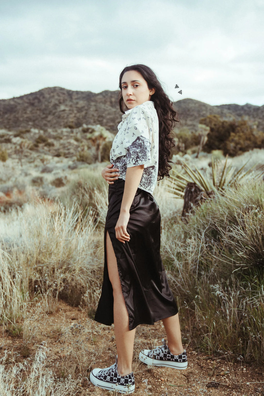 Slitastic skirt