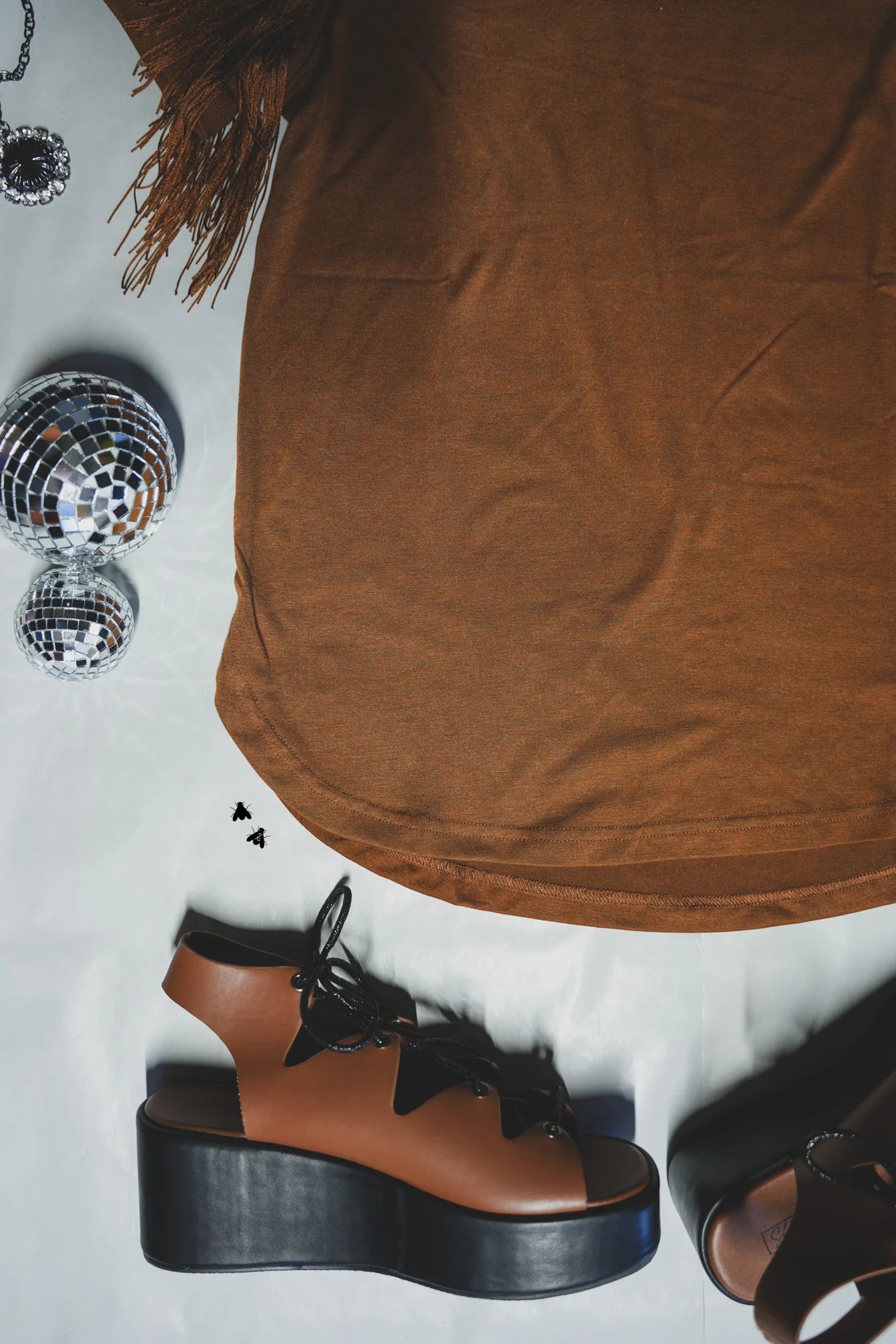 GET FRINGEY WITH IT TEE