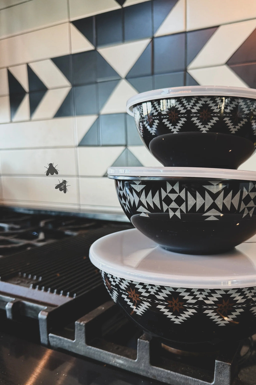 SUPER FLY BOWLS