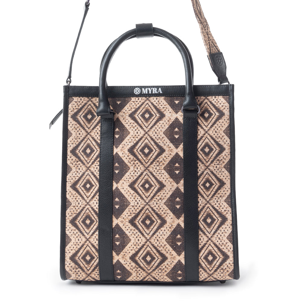 Tribal Legacy Tote Bag In Cream