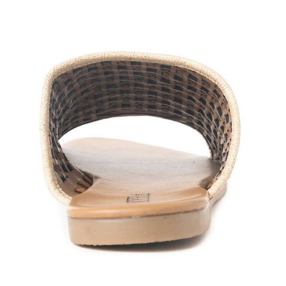 Dawnlace Desert Curve Sandals in  Beige