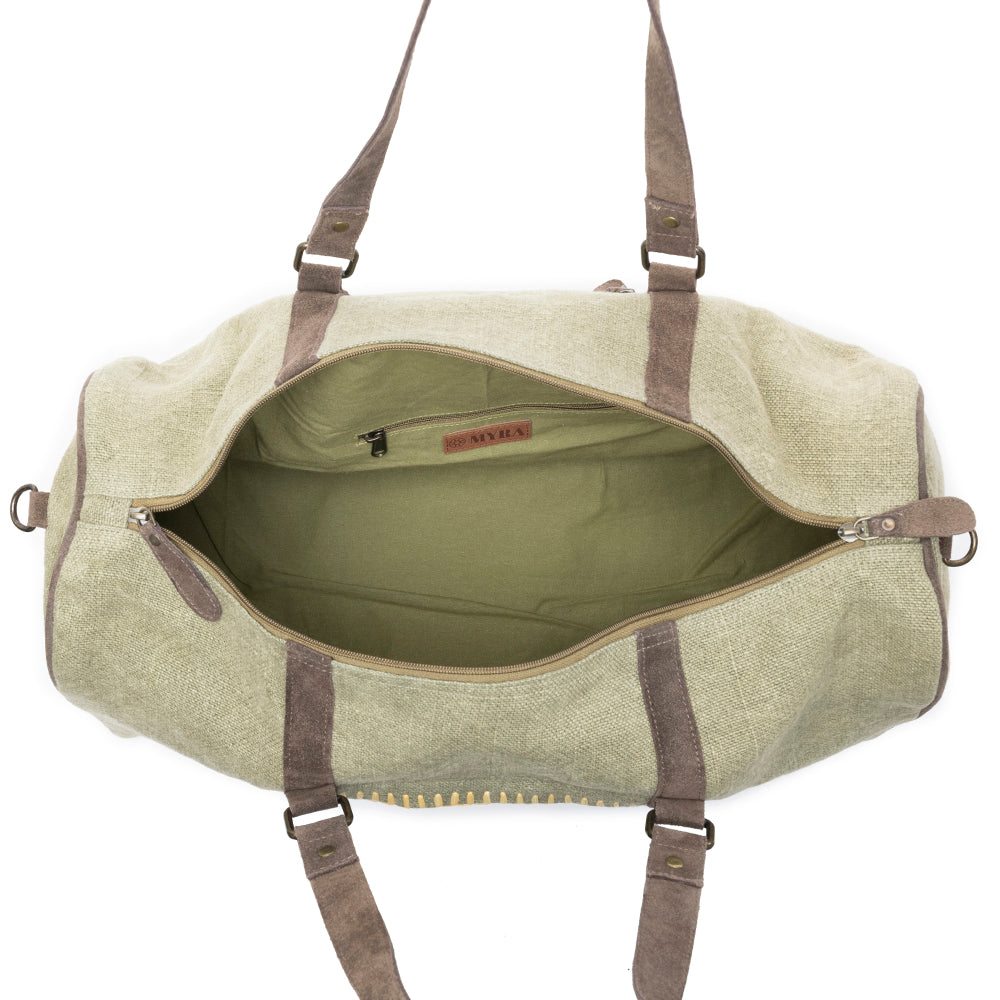 Rustic Roamer traveler Bag in Green