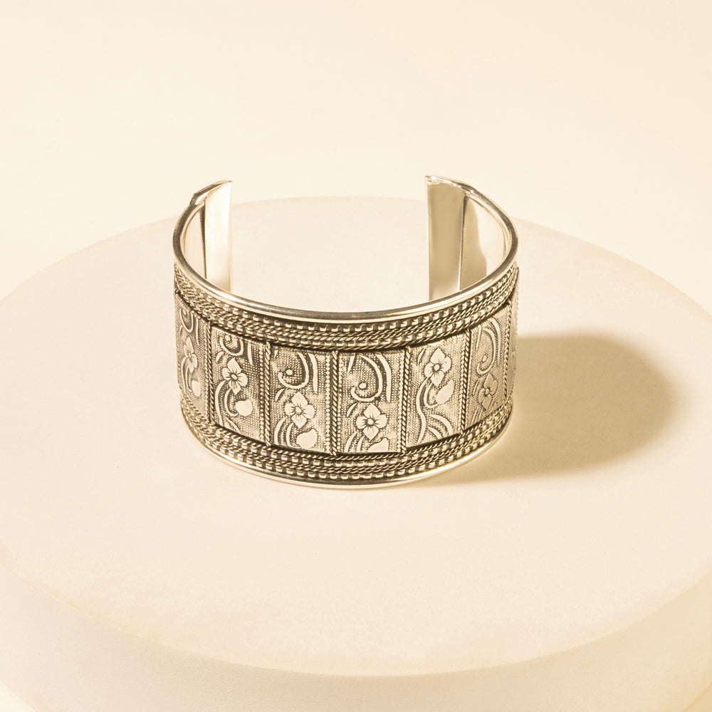 Myra Saddlecrest Engraved Cuff in Antique Frost