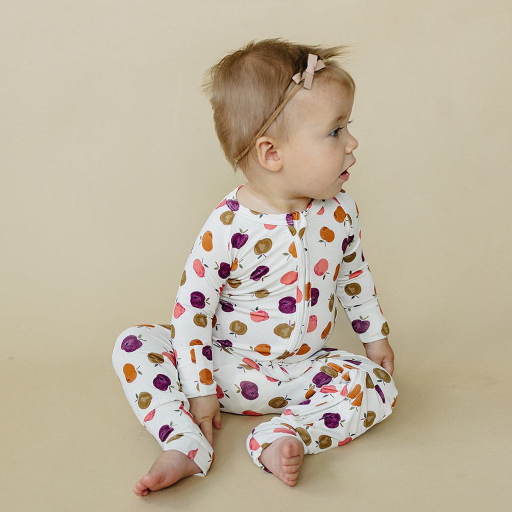 Apple of My Eye Zippy Romper *9-12m left