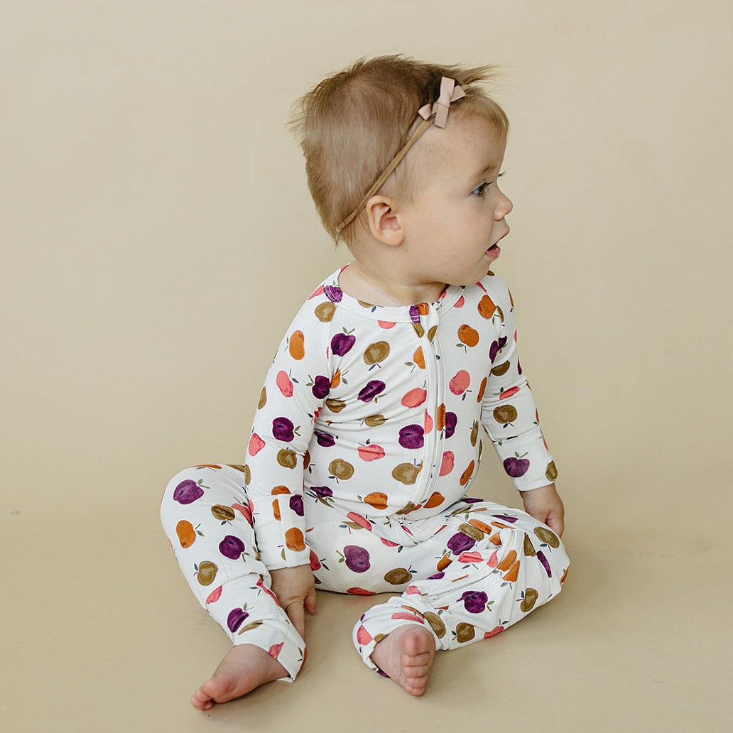 Apple of My Eye Zippy Romper *9-12m left