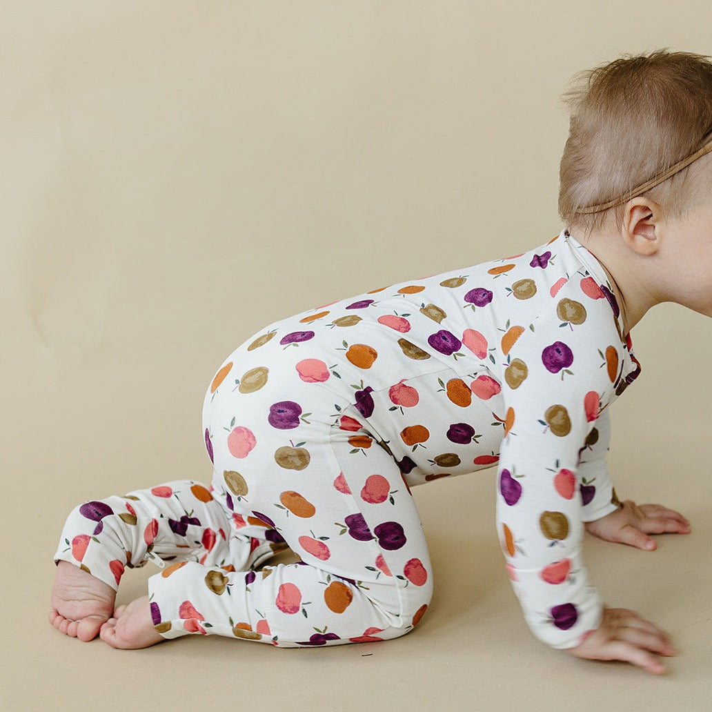 Apple of My Eye Zippy Romper *9-12m left