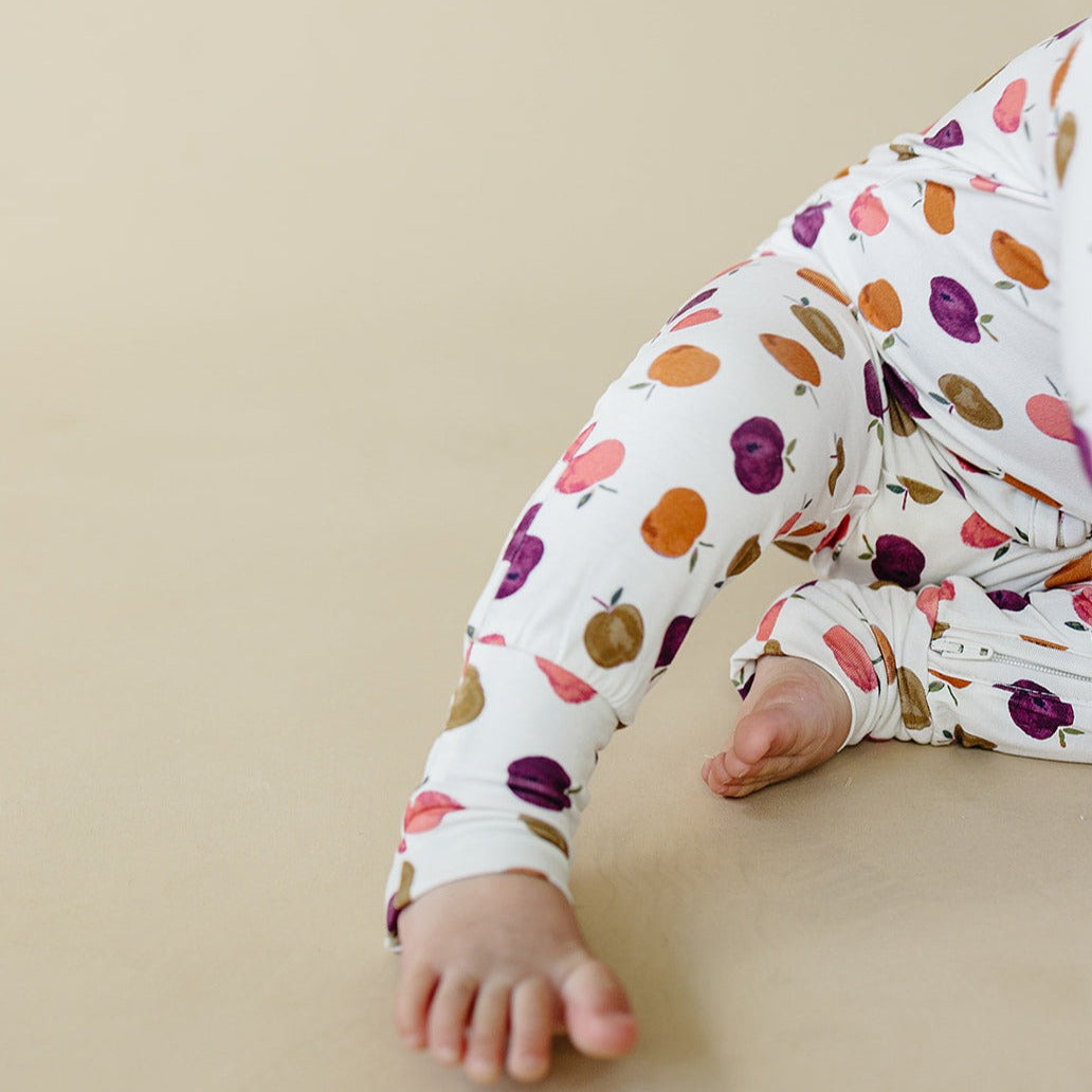 Apple of My Eye Zippy Romper *9-12m left