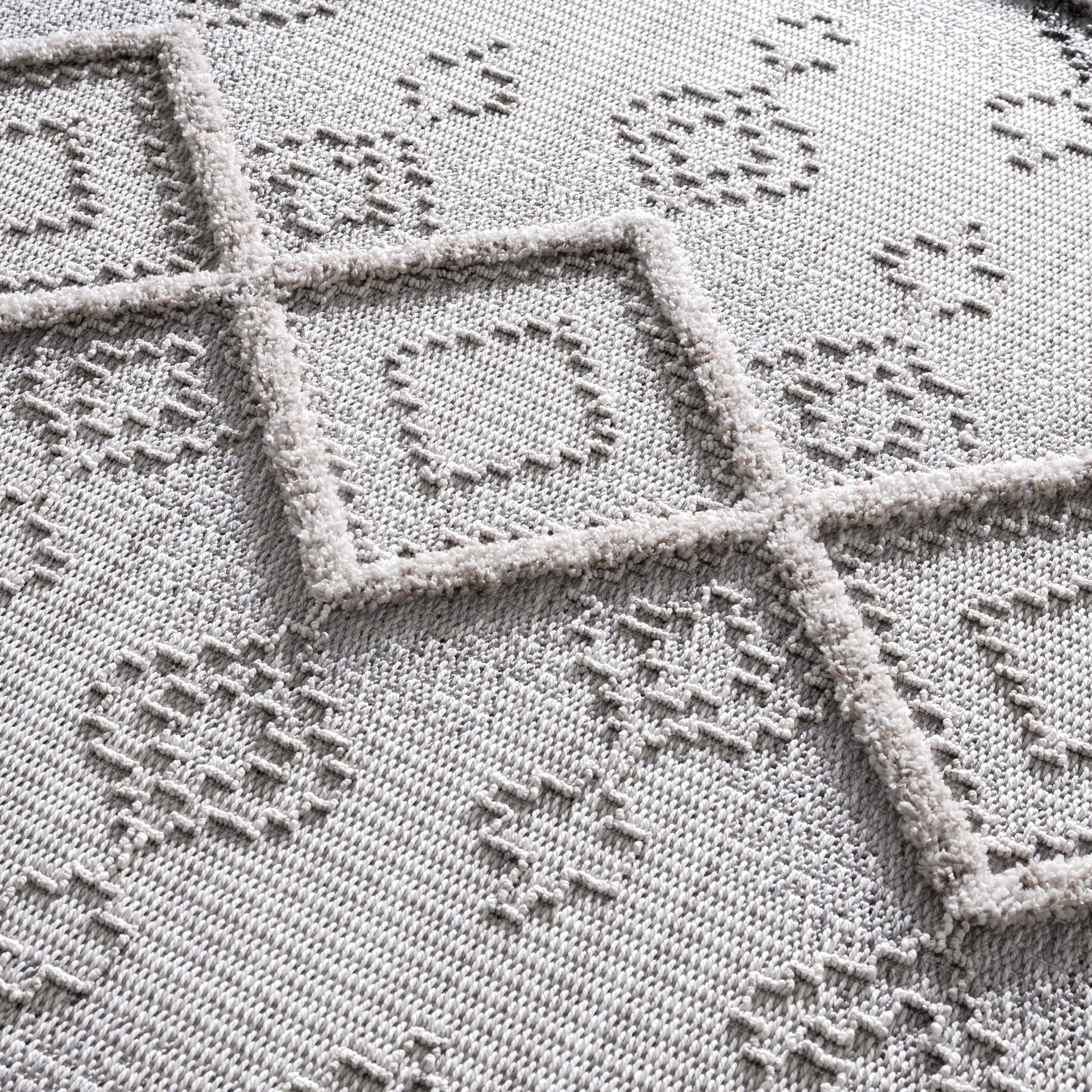 Amaga High-Low Rustic Rug