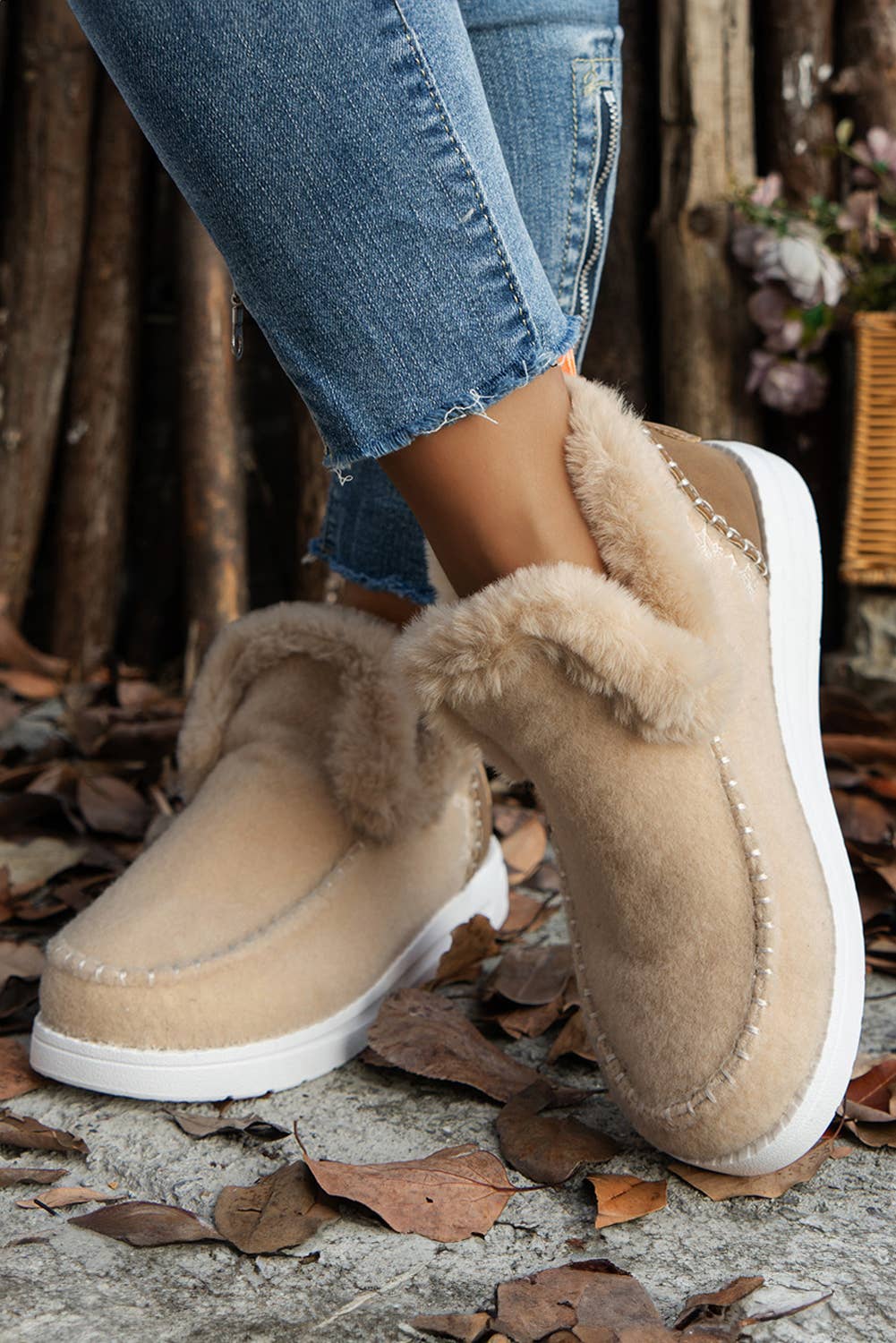 Fleece Stitched Boots