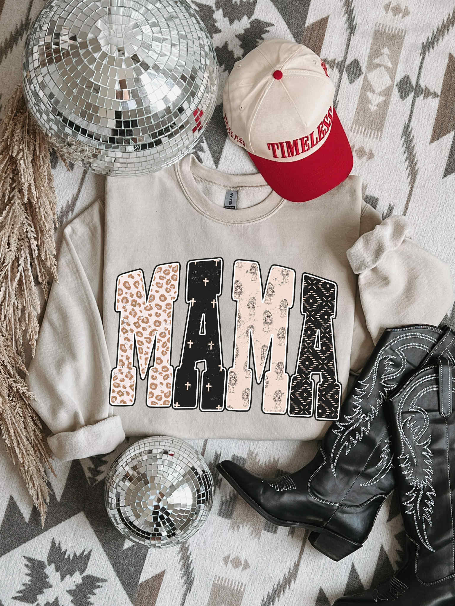 Mama cross sweatshirt