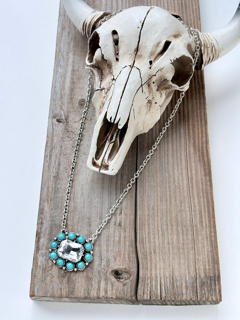 Western Style Turquoise Stone Concho Pendant Necklace