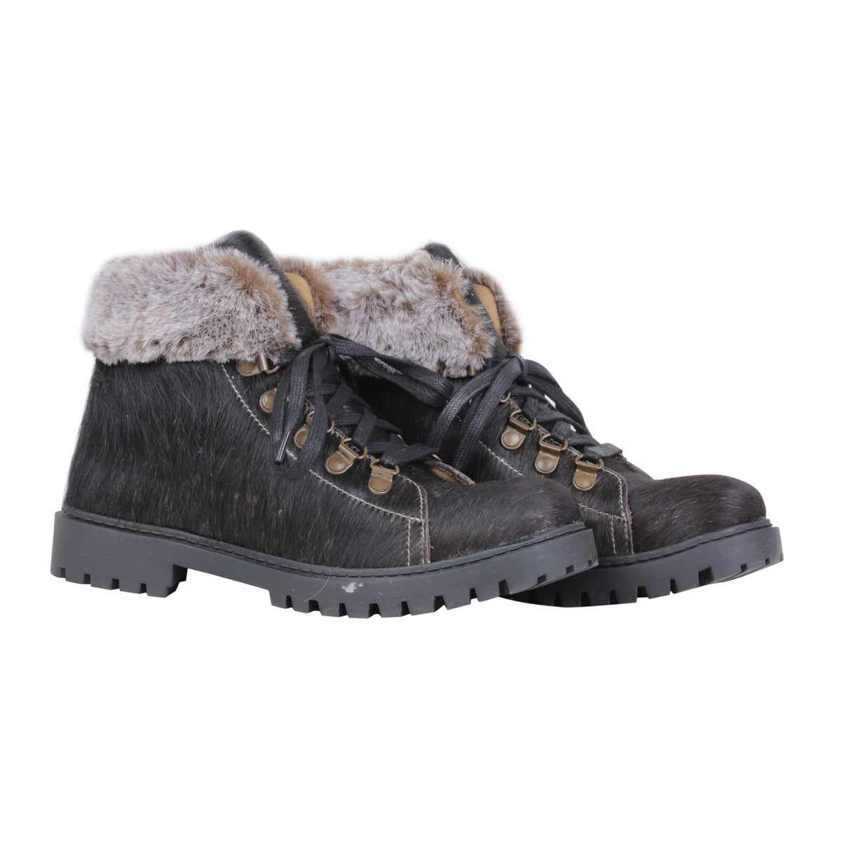 Turbulent Boots