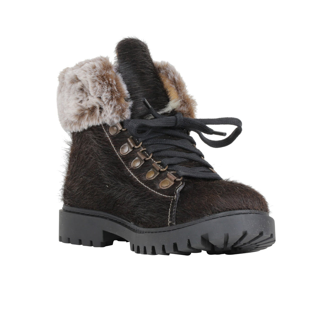 Turbulent Boots