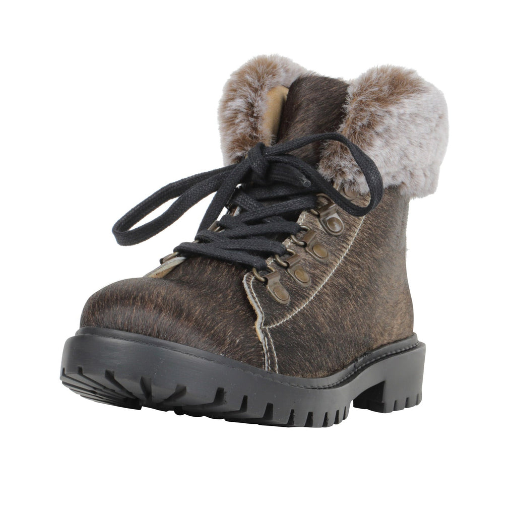 Turbulent Boots