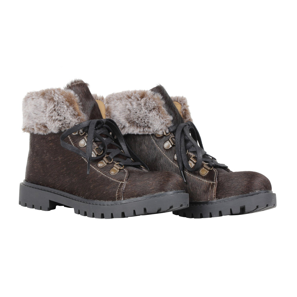 Turbulent Boots