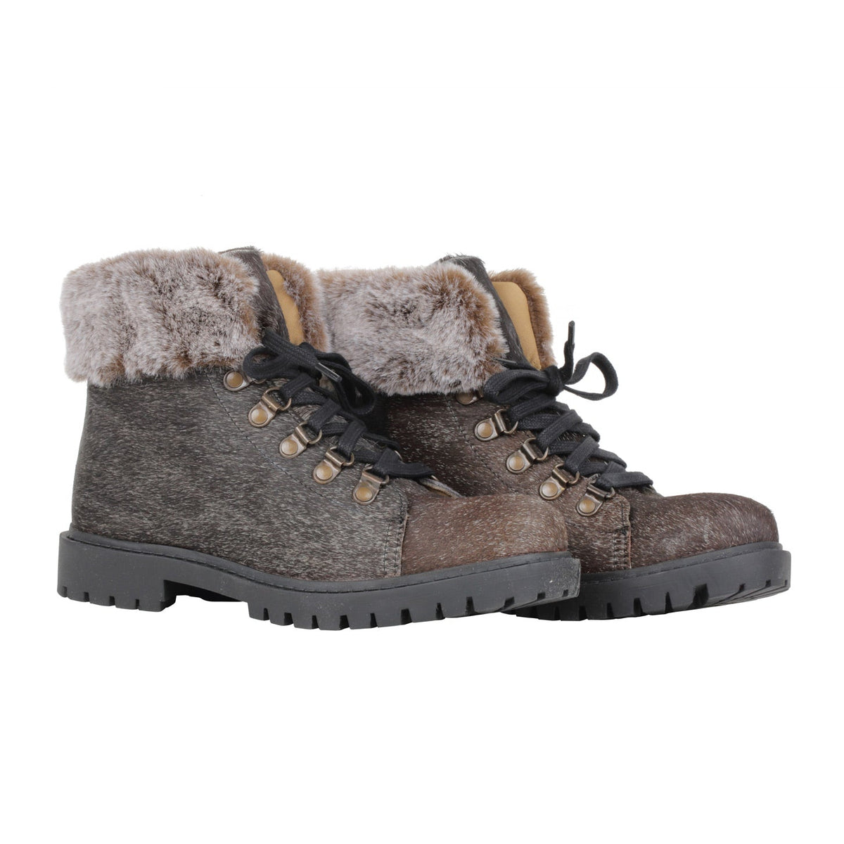 Turbulent Boots