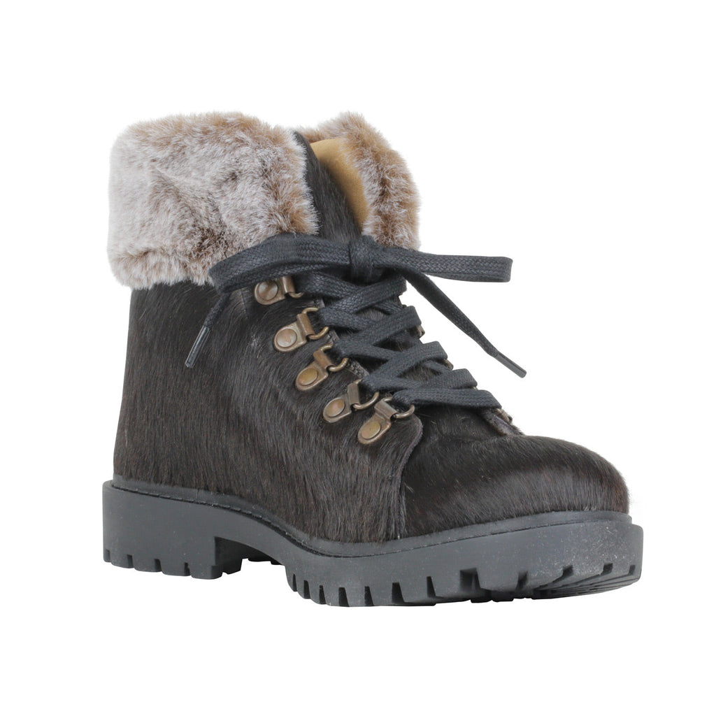 Turbulent Boots