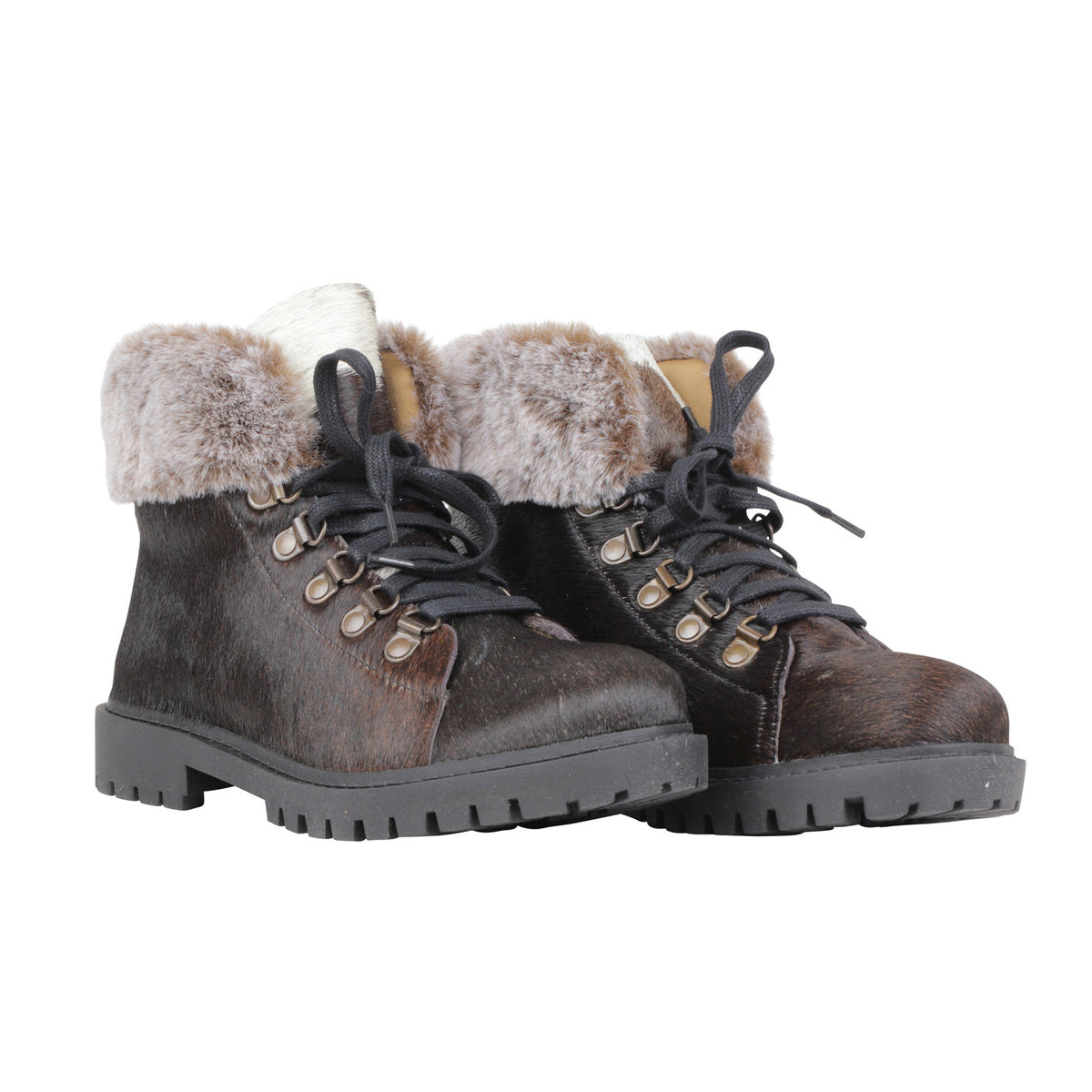 Turbulent Boots
