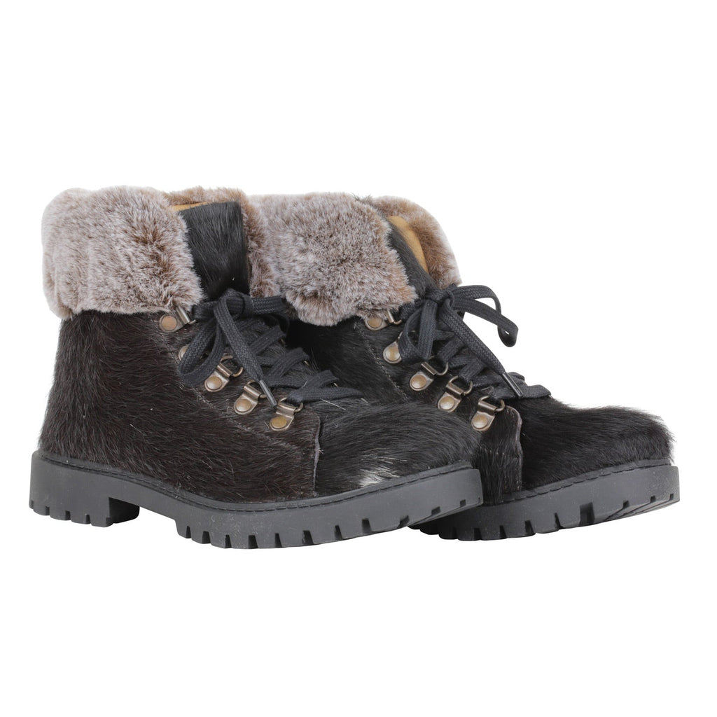 Turbulent Boots