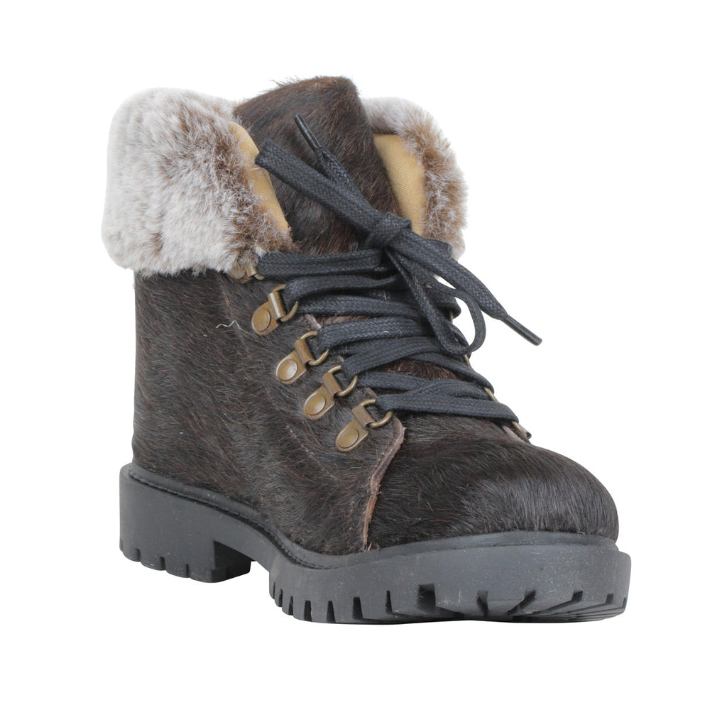 Turbulent Boots