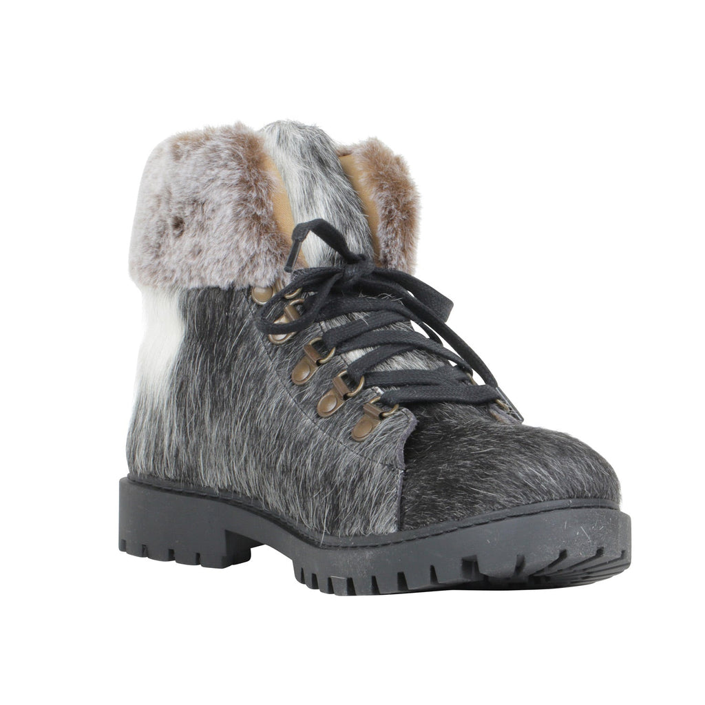 Turbulent Boots