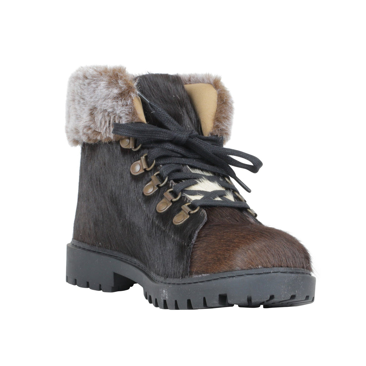 Turbulent Boots