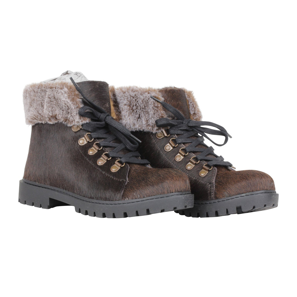 Turbulent Boots
