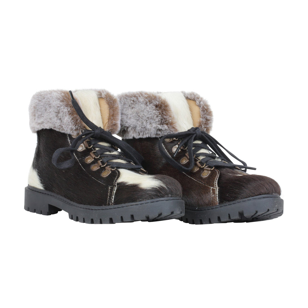 Turbulent Boots