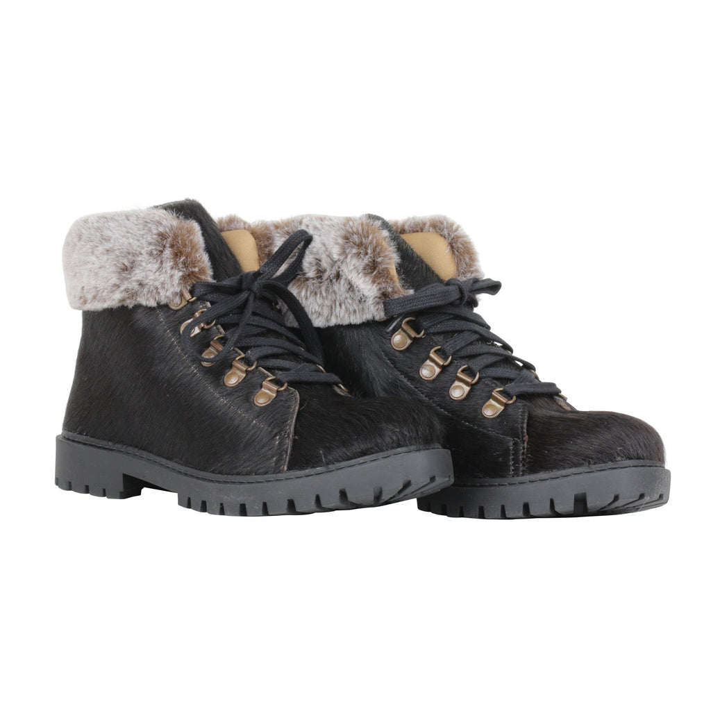 Turbulent Boots