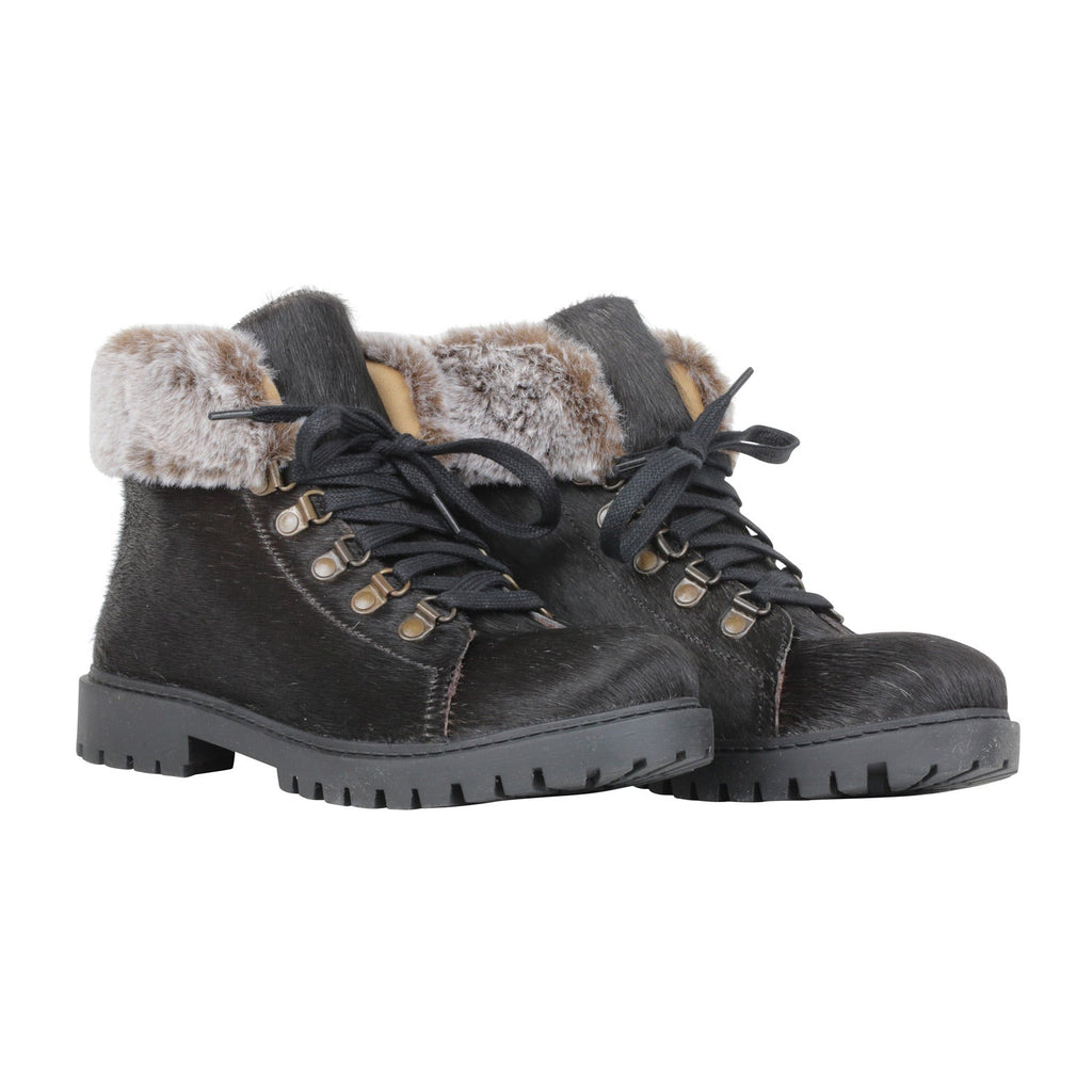 Turbulent Boots