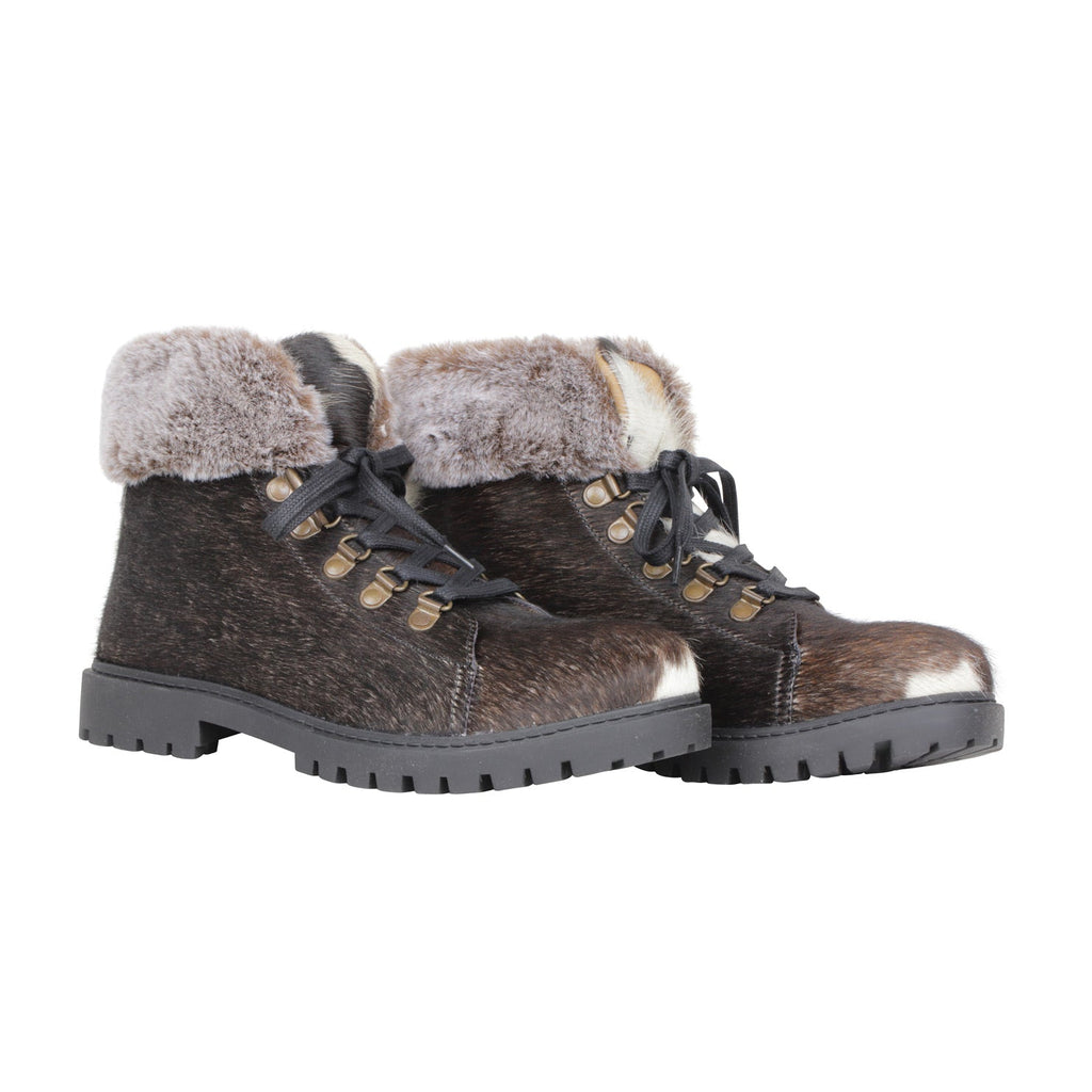 Turbulent Boots