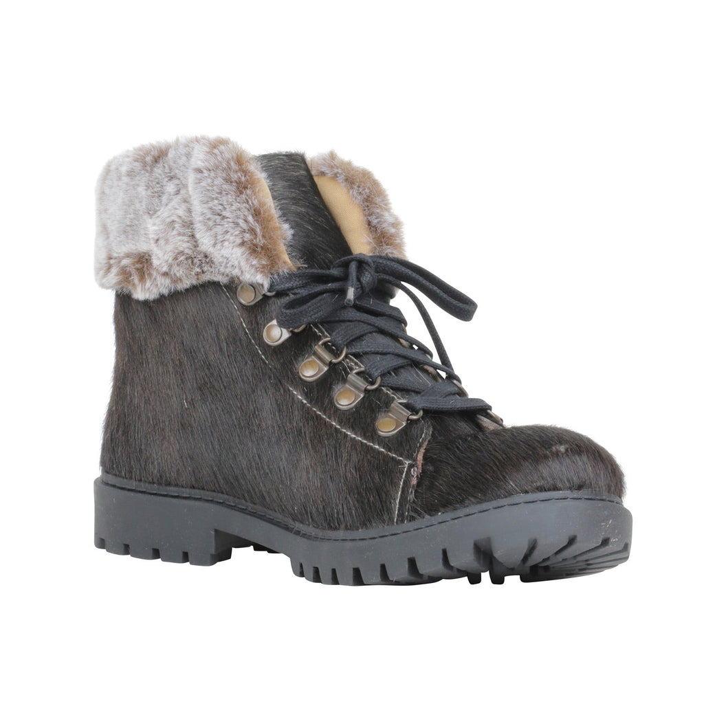 Turbulent Boots