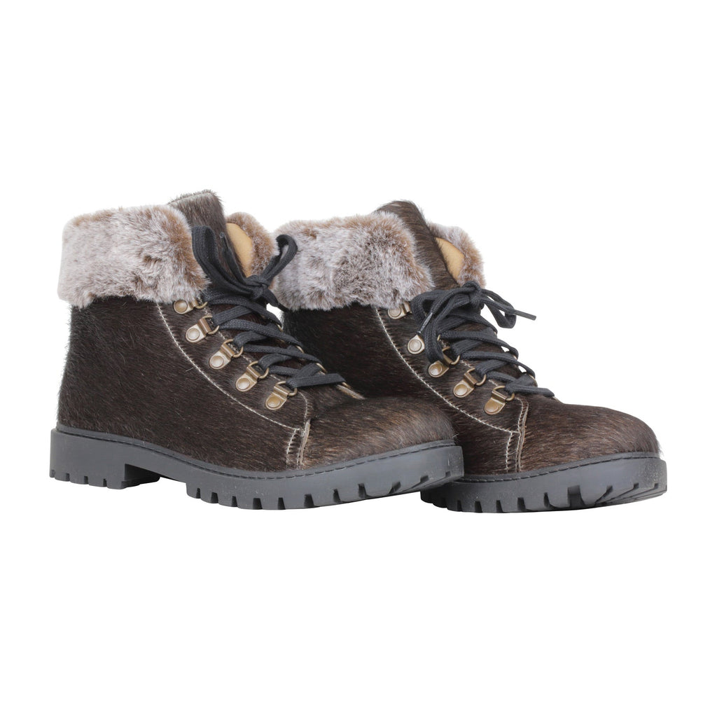 Turbulent Boots