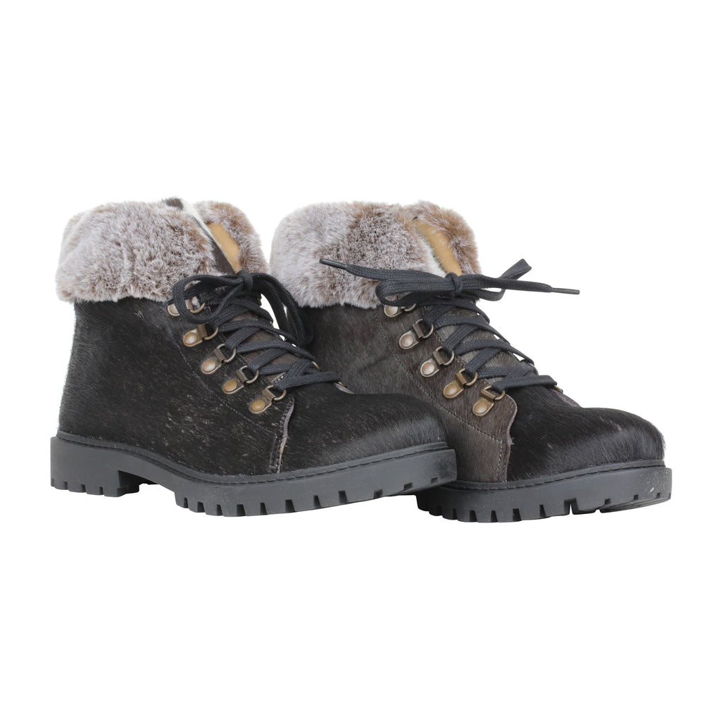 Turbulent Boots
