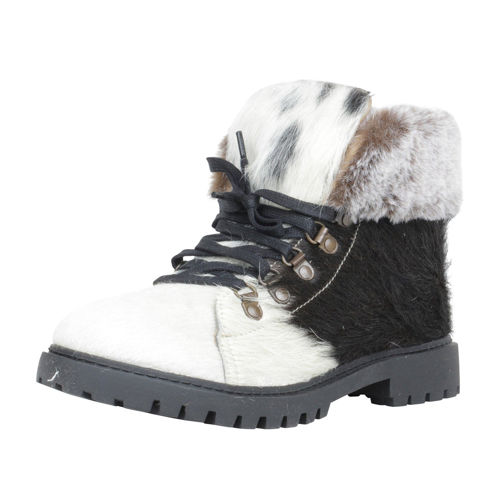Turbulent Boots