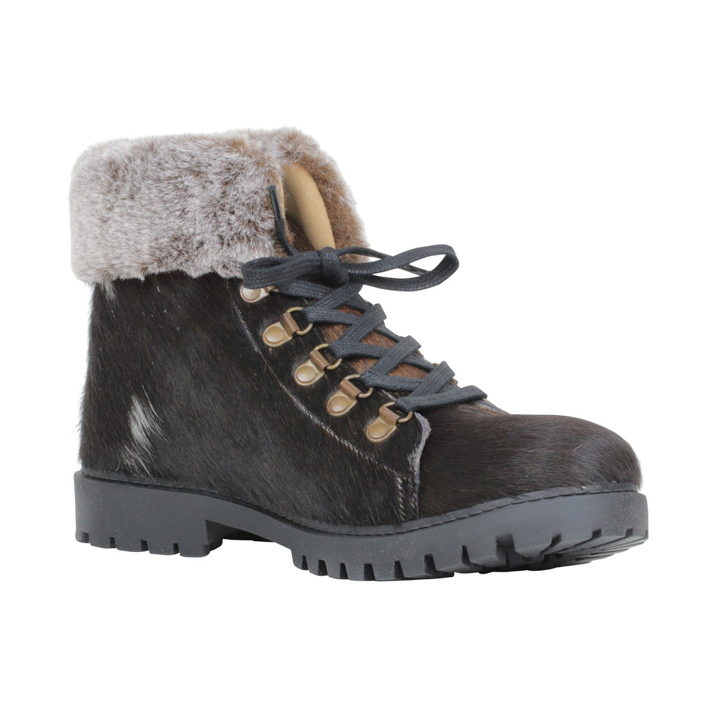Turbulent Boots