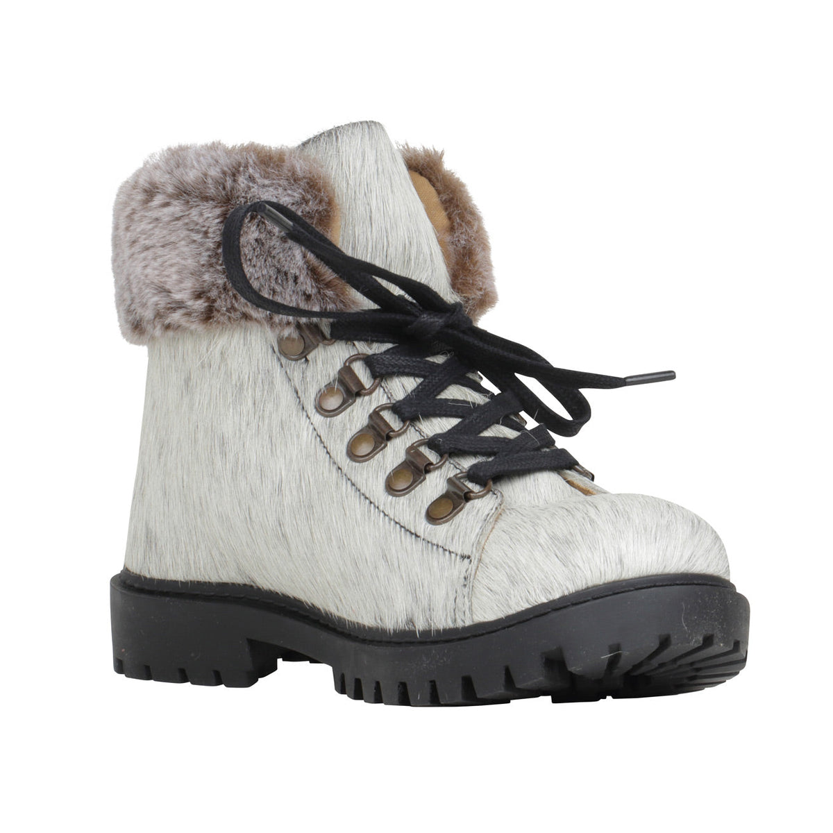 Turbulent Boots