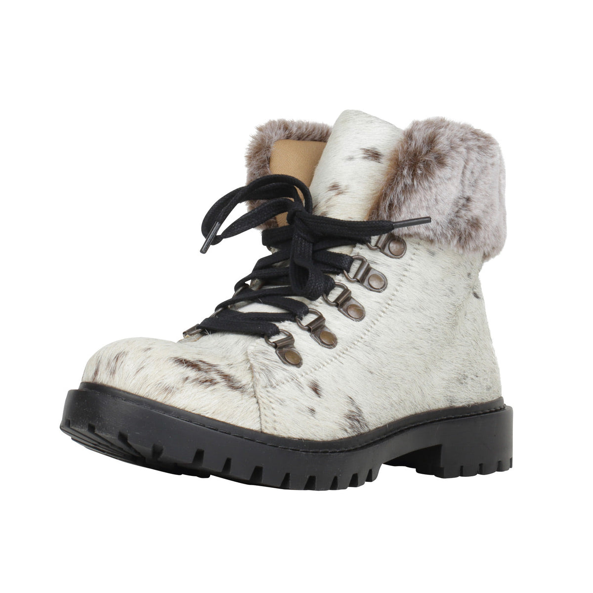 Turbulent Boots