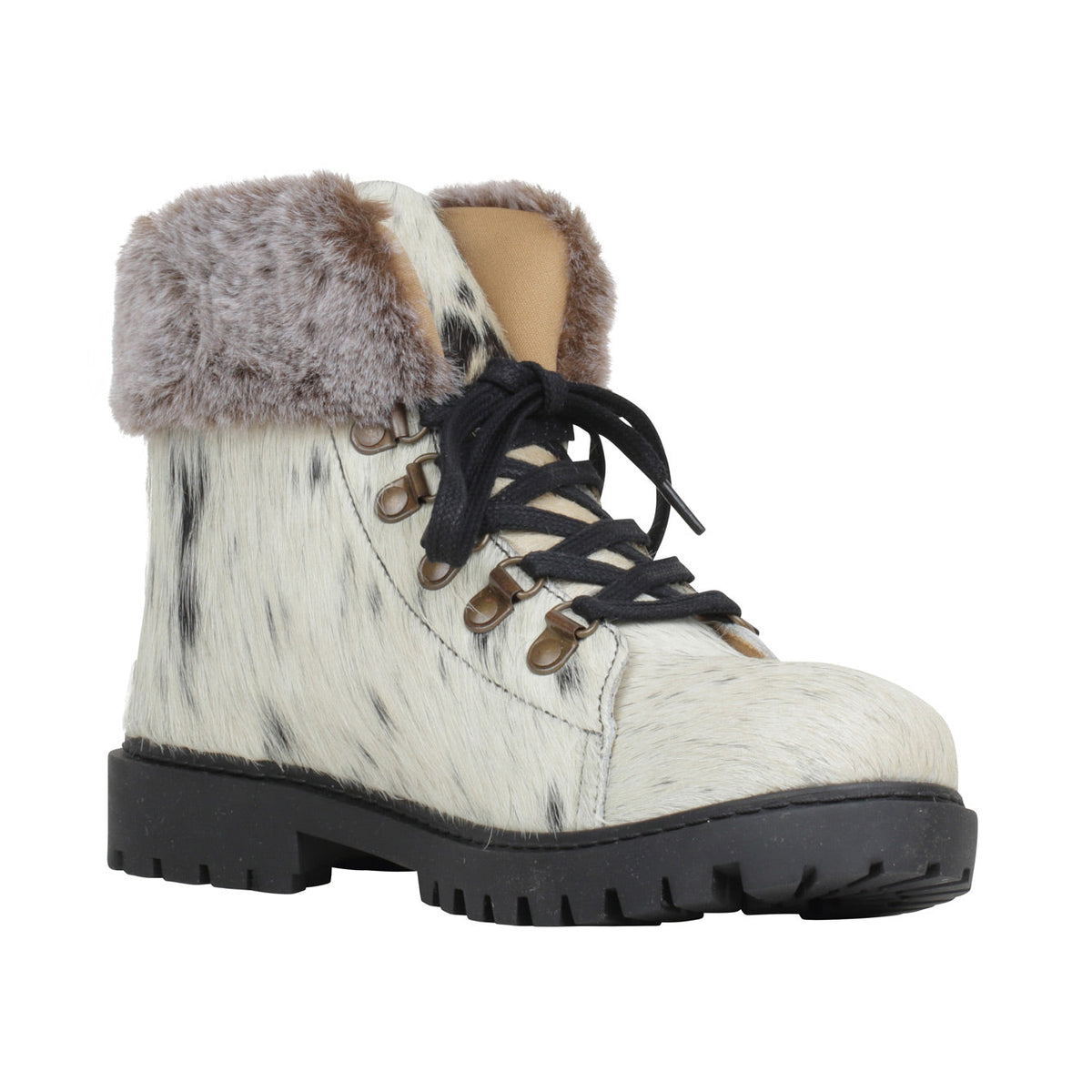 Turbulent Boots